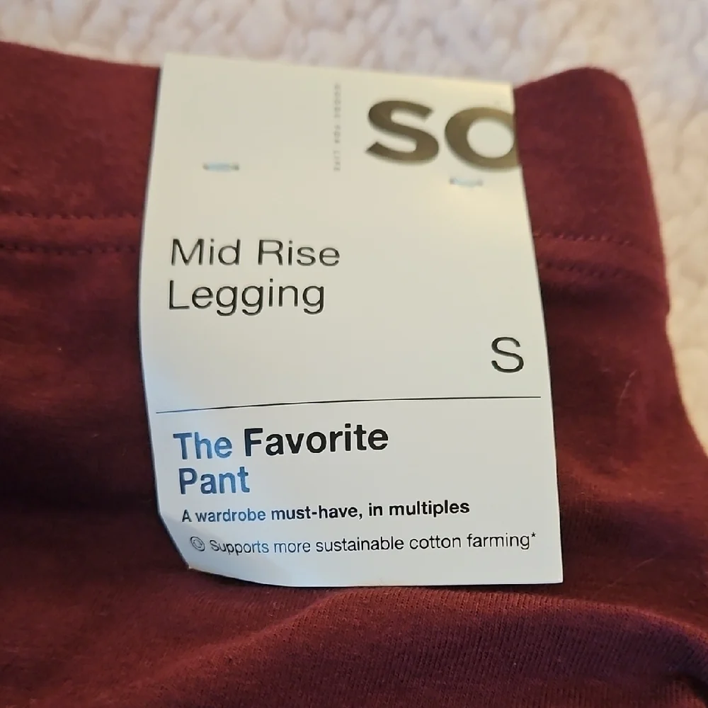 Solid Maroon Kids Leggings   Size Small